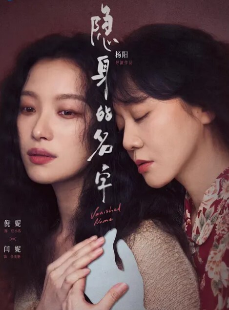 最火家庭摄像头儿子脱掉妈妈内裤看看逼长啥样 - Vv人和动物